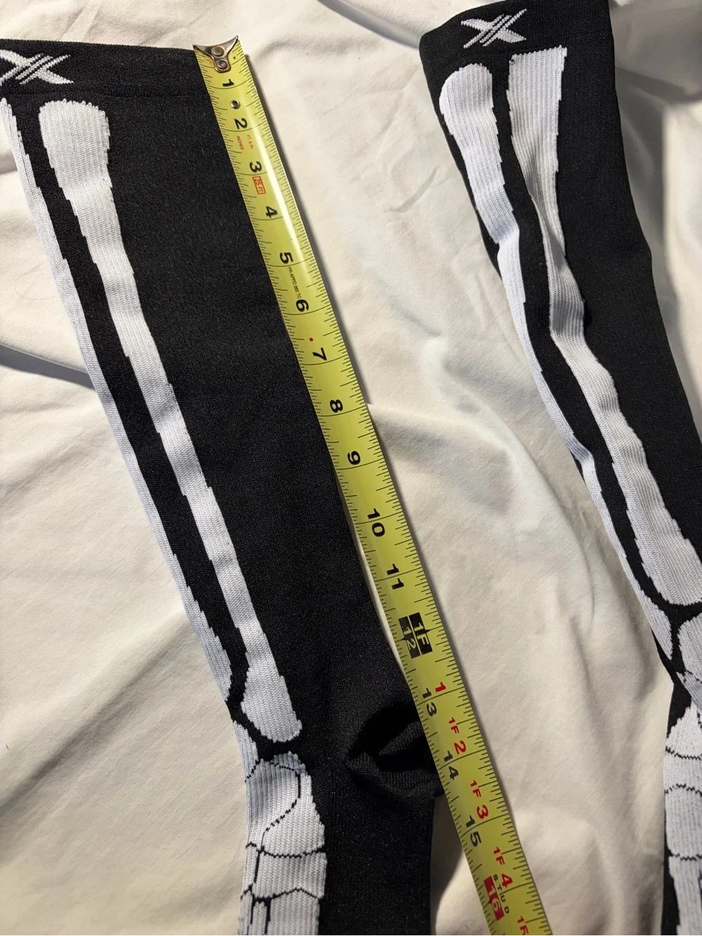 Unisex Black & White Skeleton Print compression socks